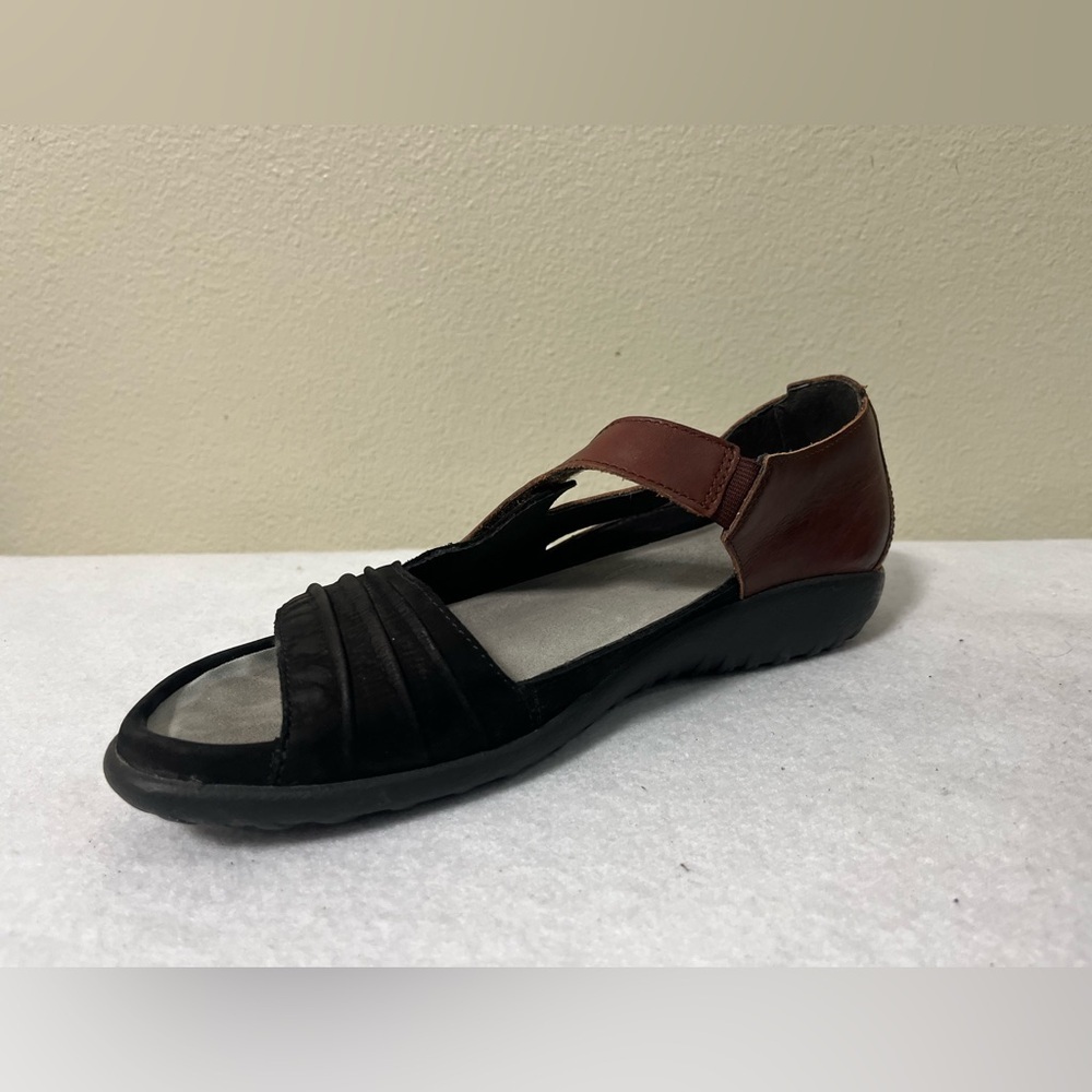 NAOT 'Papaki' Black Velvet & Brown Leather Mary Jane Sandals EU 39 | US 8.5 - Picture 6 of 12